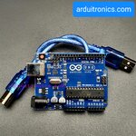 Arduino UNO R3 (คละลายพิมพ์ยี่ห้อ Arduino บนบอร์ด) + Free USB Cable