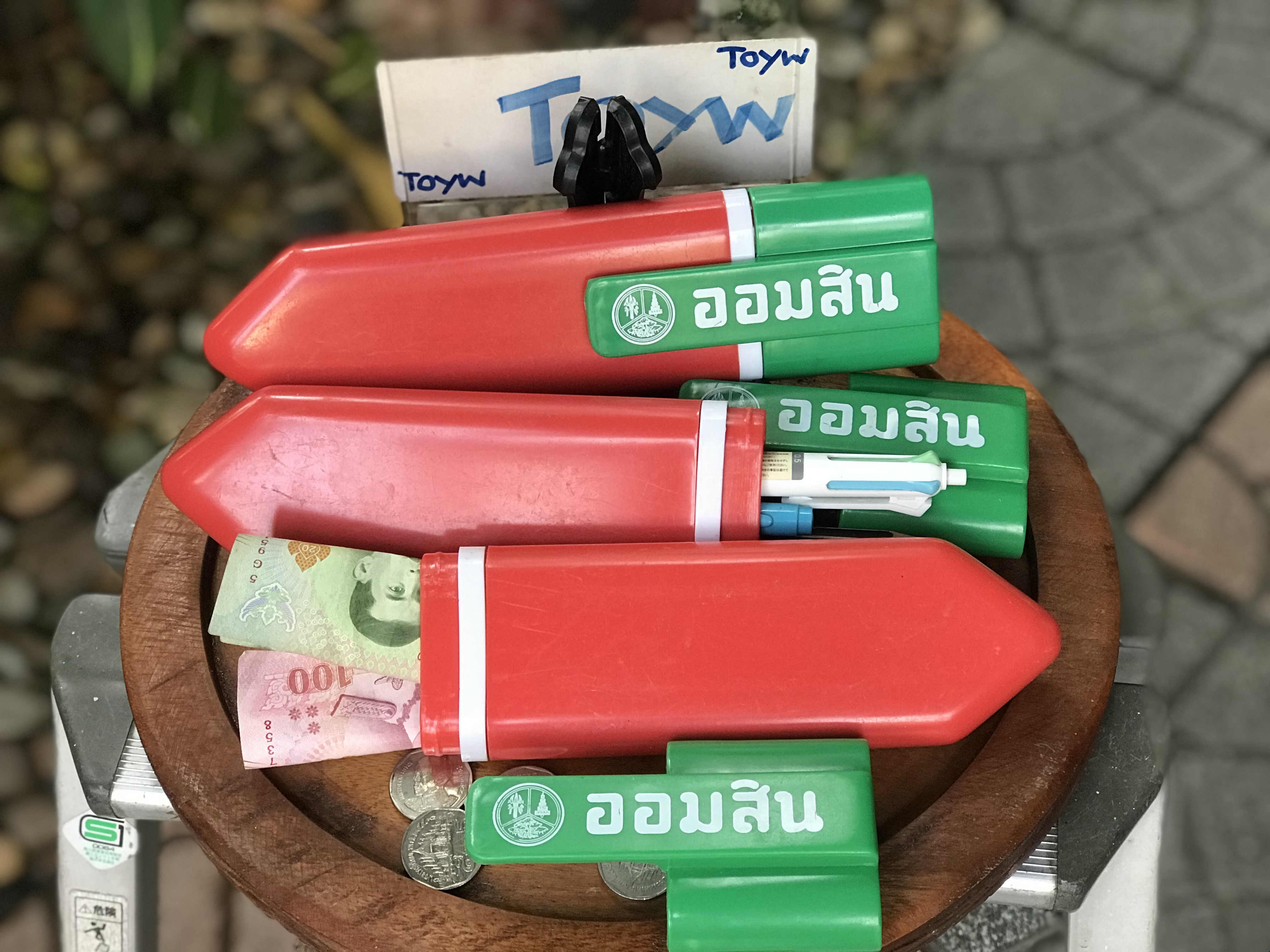 ชิ้นละ 399 บาท มือสอง ออมสินกล่องดินสอ วาระวันเด็กแห่งชาติ 2 มกราคม 2534 ธนาคารออมสิน วัสดุเป็นพลาสติกเนื้อหนา