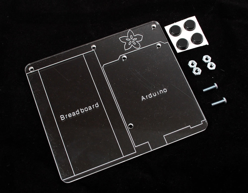 Plastic Mounting Plate for Breadboard and Arduino - rubber feet!