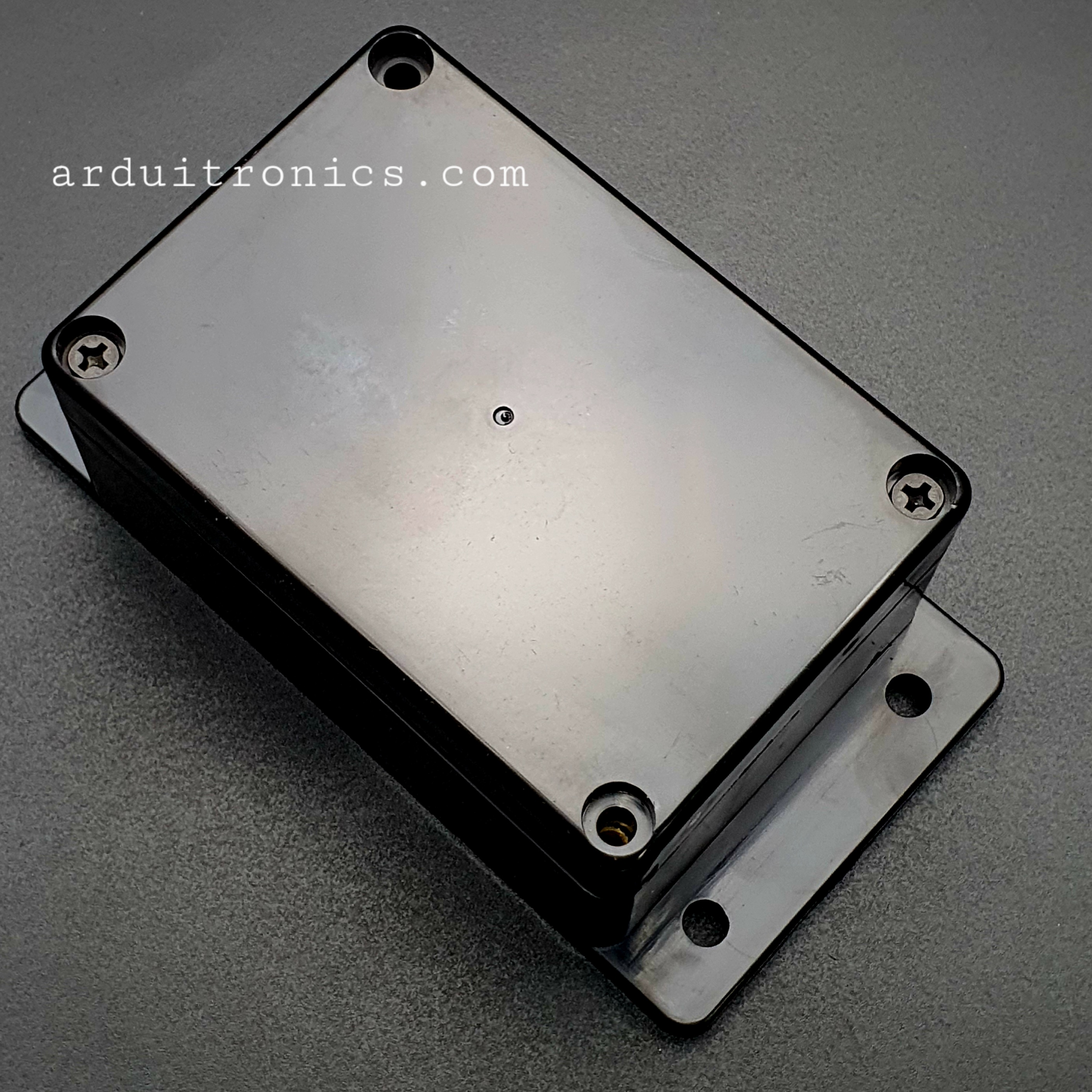 กล่องพลาสติกอเนกประสงค์กันน้ำ ขนาด 100 x 68 x 50mm สีดำ