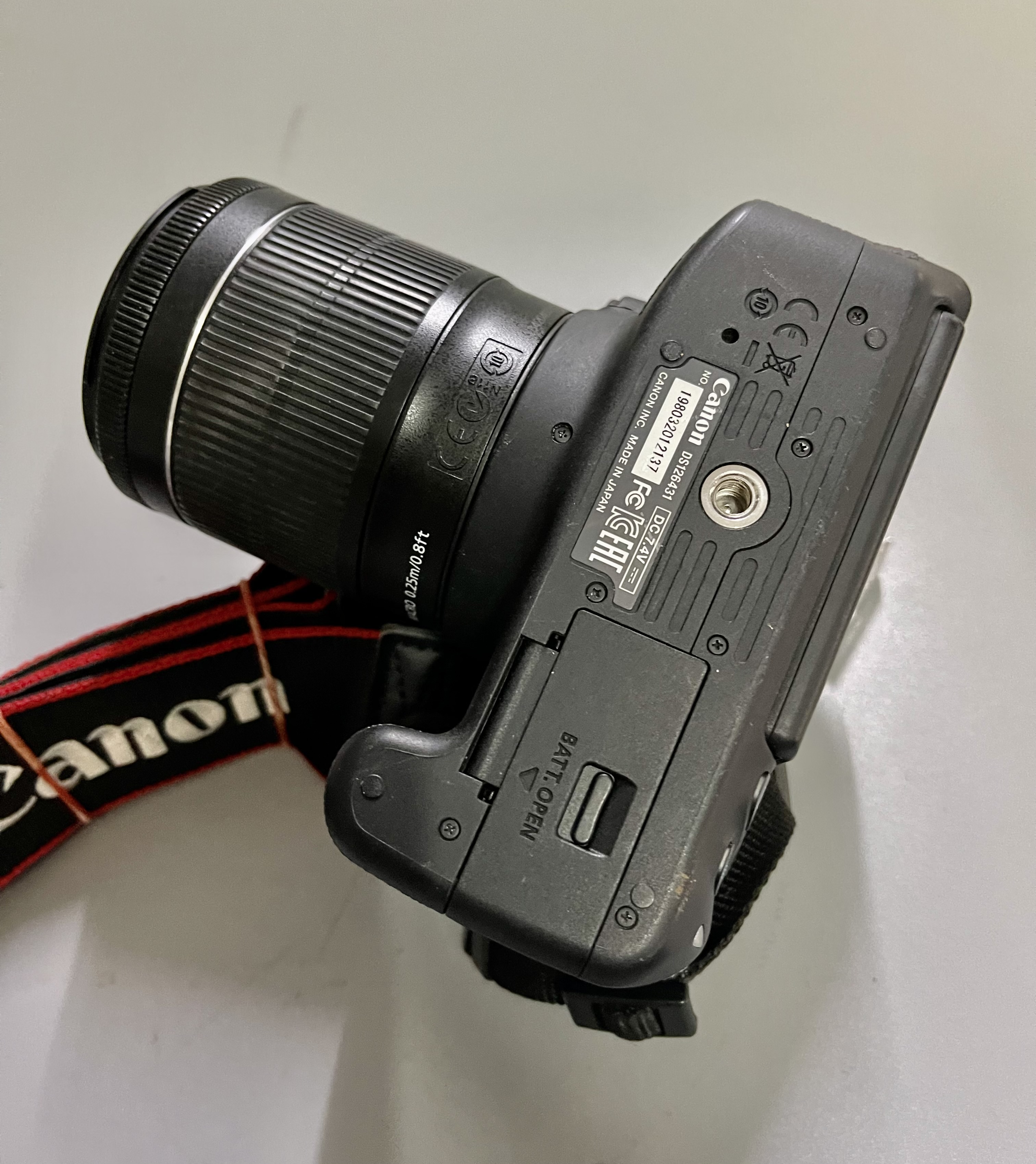 ขายกล้อง Canon 700D เลนส์คิต EF S 18 55 mm f 3.5 5.6 IS TSM อปกศ shutter 9546