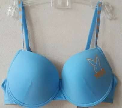 เสื้อชั้นในสตรี Playboy