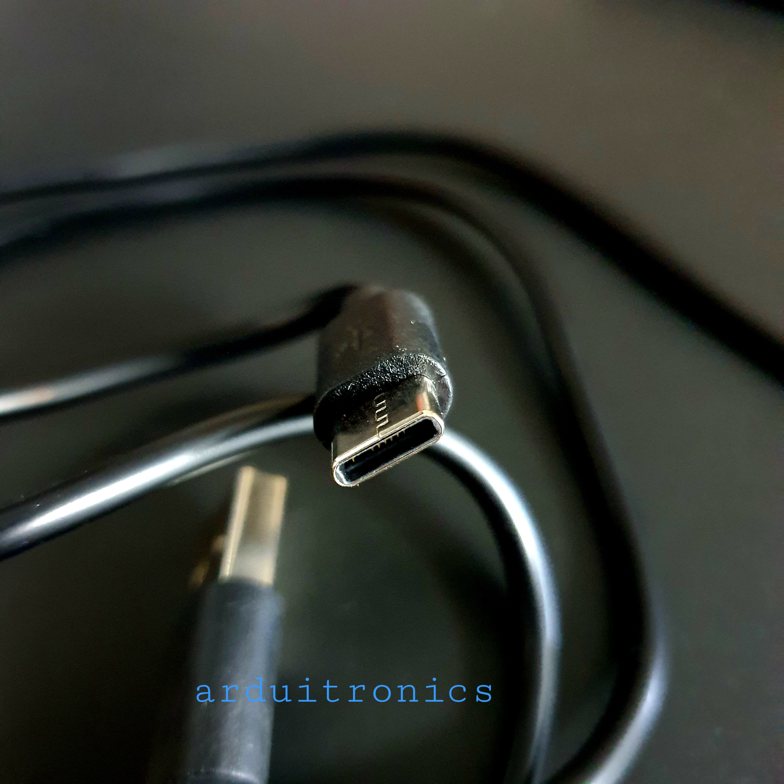 Type-C USB Cable (1m) สีดำ