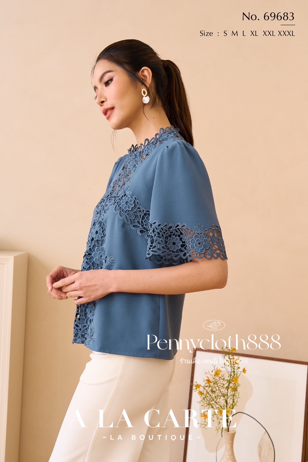 69683 เสื้อ A La Carte เครปเนื้อนุ่ม คอกลม แขนสั้นทรงแฟร์ งานปักฉลุเซาะทอลูกไม้ มีซับใน by PENNY CLOTH 888