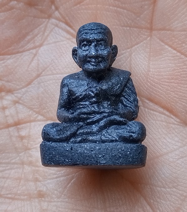 หลวงพ่อทวดนิลแทั องค์เล็ก อ.บ่อพลอย 1.5x2.3cm