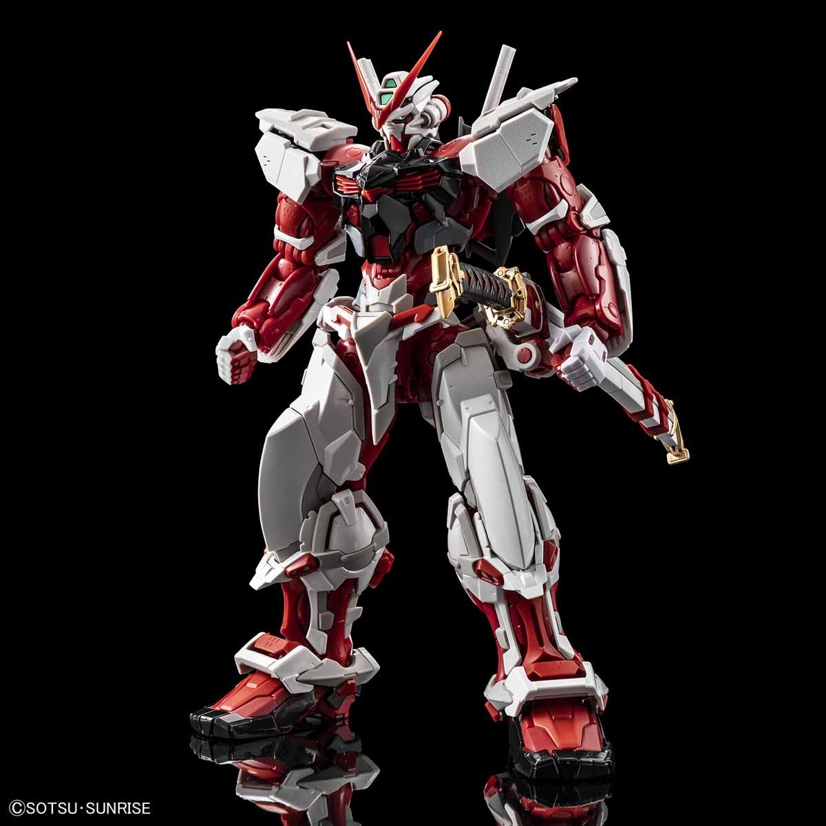 Hi-Resolution Model : 1/100 Gundam Astray Red Frame