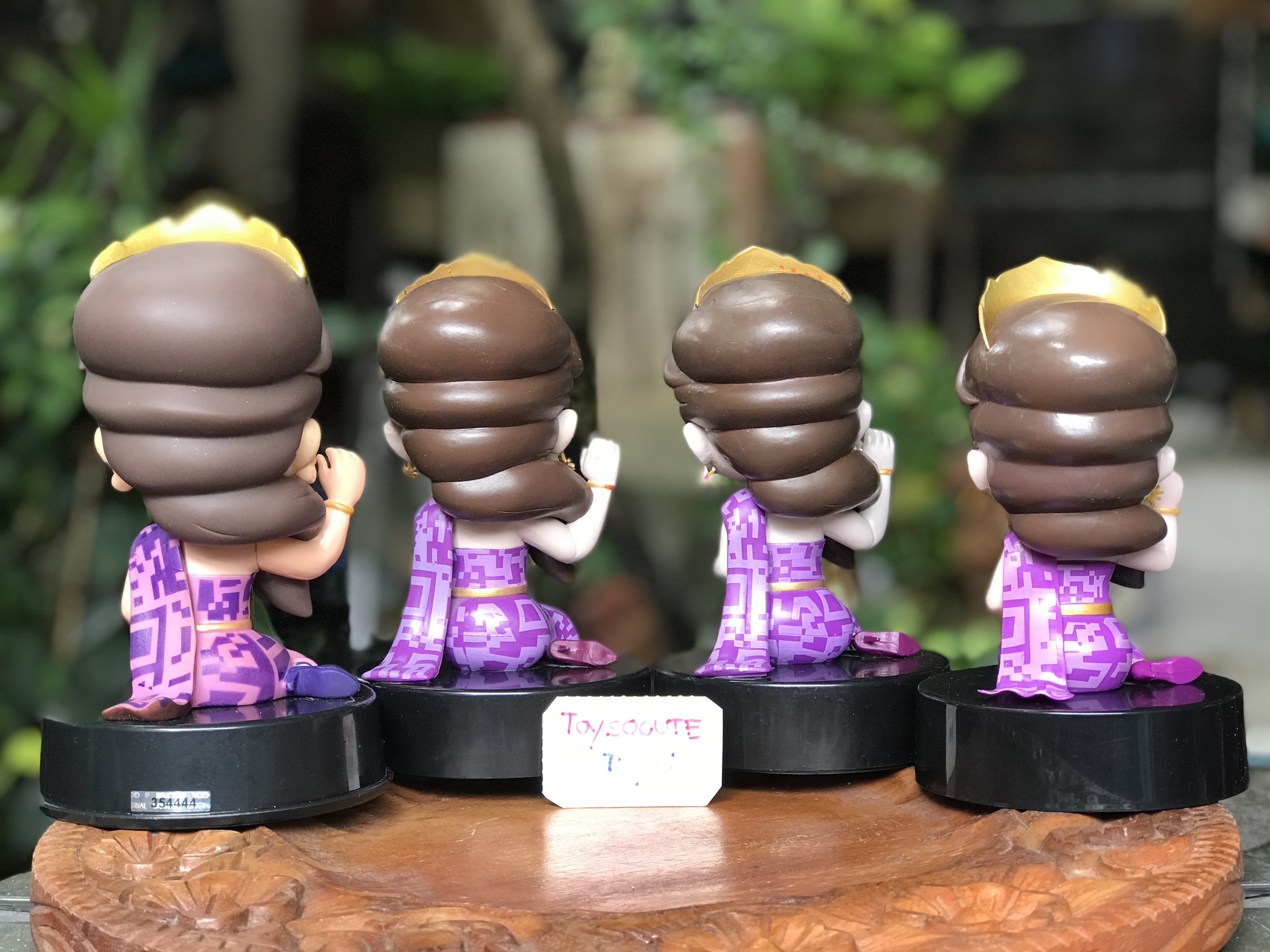 เริ่มต้น 550 บาท โมเดลตุ๊กตาแม่มณี นางกวัก กวักเงิน กวักทอง ธนาคารไทยพาณิชย์ แม่มณี 0฿ แม่มณี 1฿ แม่มณี 2฿