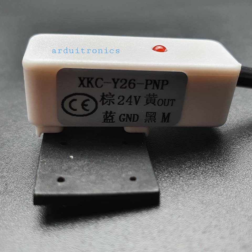 Non-contact Water / Liquid Level Sensor XKC-Y26-PNP (24V)