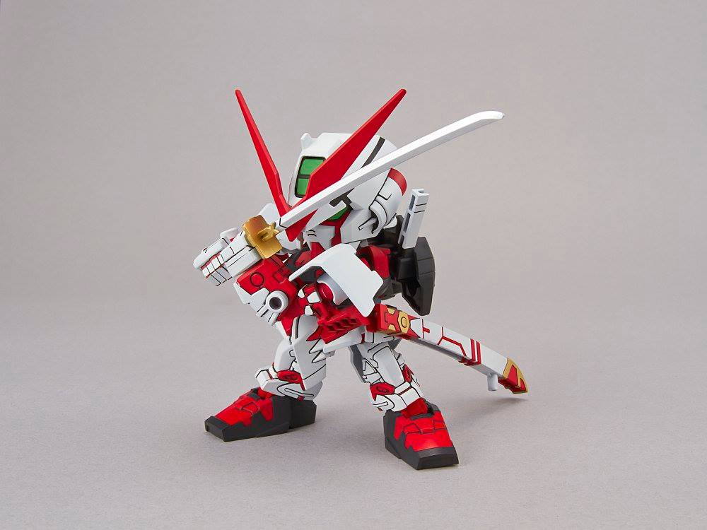 SD Gundam EX-Standard 007 Gundam Astray Red Frame