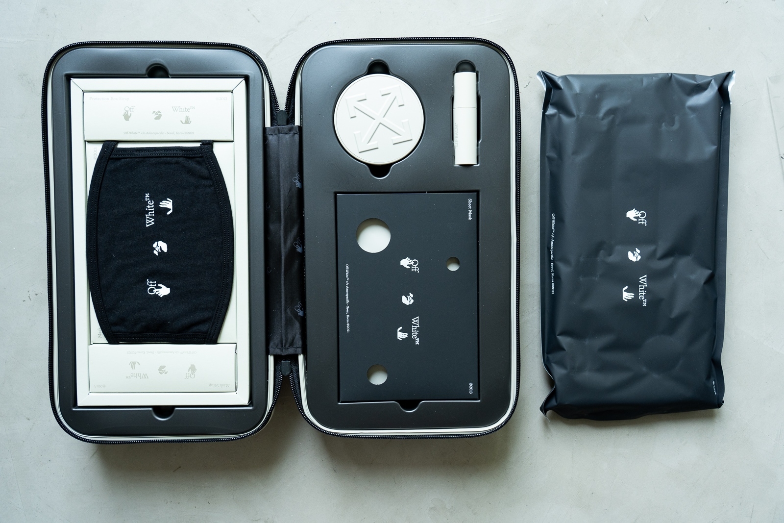 *Off-White x AMOREPACIFIC “PROTECTION BOX”