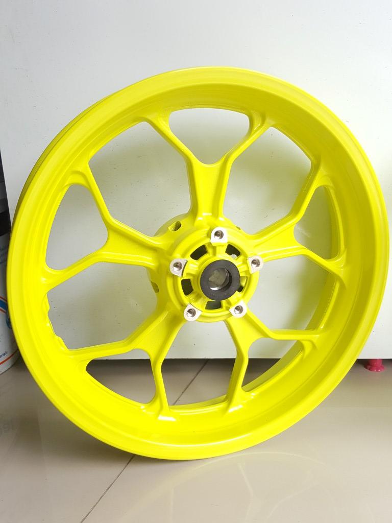 (Mslaz) ชุดวงล้อแม็ก หน้าหลัง Yamaha M-Slaz (สีเขียว) แท้ (ขายเป็นคู่)