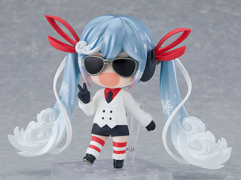 [1800] Nendoroid Snow Miku: Grand Voyage Ver.