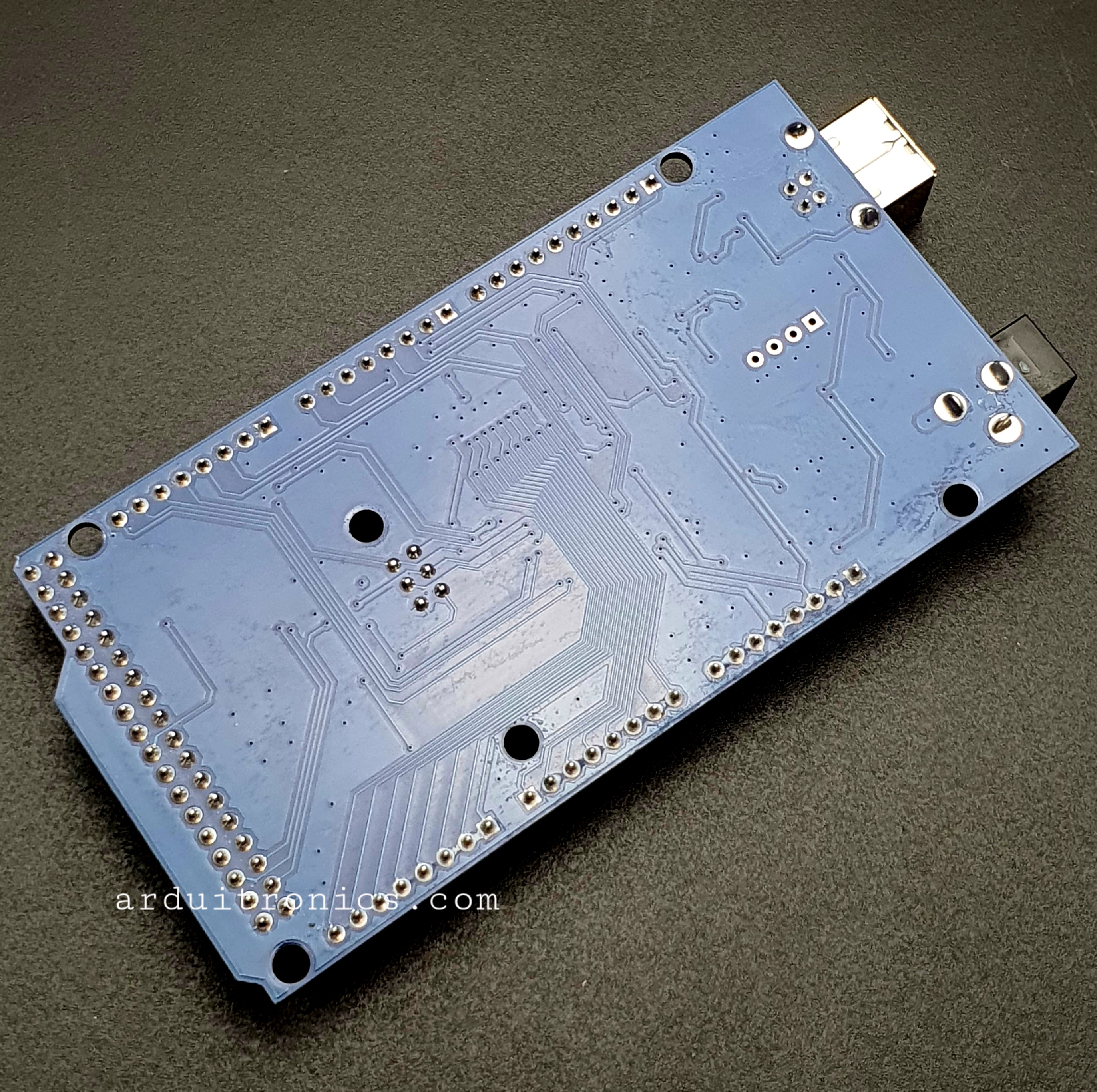 Arduino MEGA 2560 R3 รุ่นใช้ชิป CH340 (แถมสาย USB)