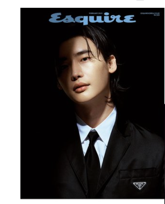 นิตยสาร ESQUIRE 2021.02 หน้าปก Lee Jong Seok ปก A ver