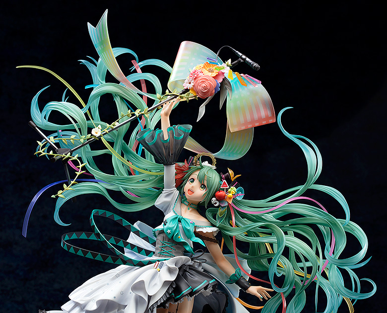 "Pre-Order" Good Smile Company 1/7 Hatsune Miku: Memorial Dress Ver.