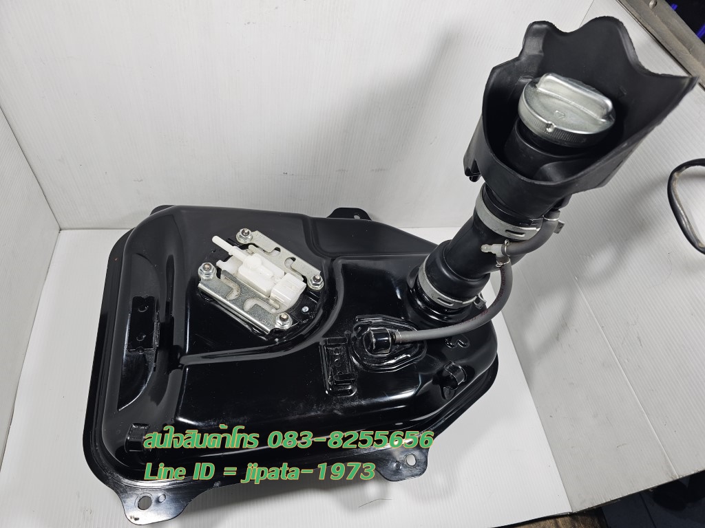 (Lead) ชุดถังน้ำมันเชื้อเพลิง Honda Lead 125 (พร้อมปั๊มน้ำมันเชื้อเพลิง) แท้ (สินค้า Test run)