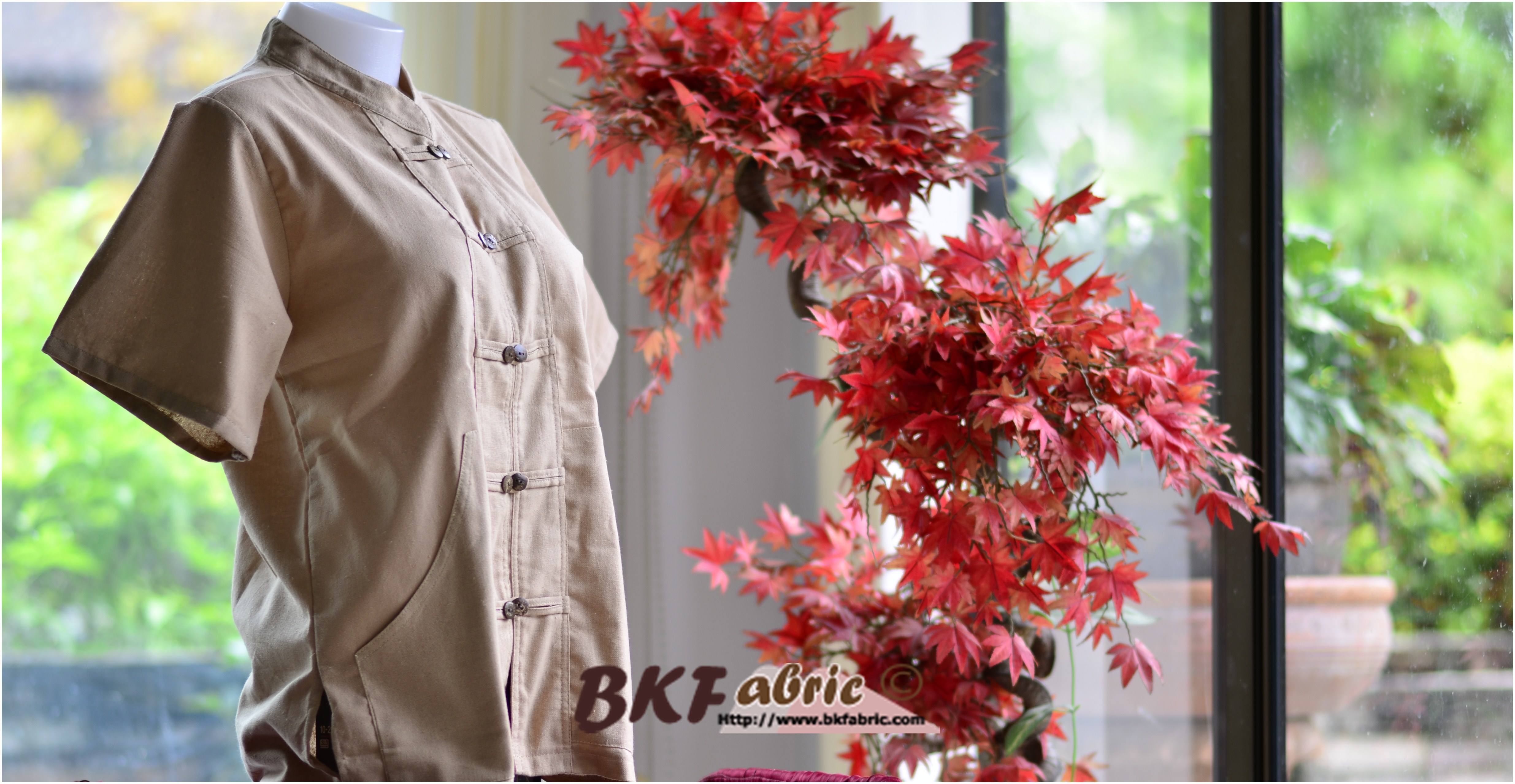 เสื้อผ้าฝ้ายชาย [สีน้ำตาล]