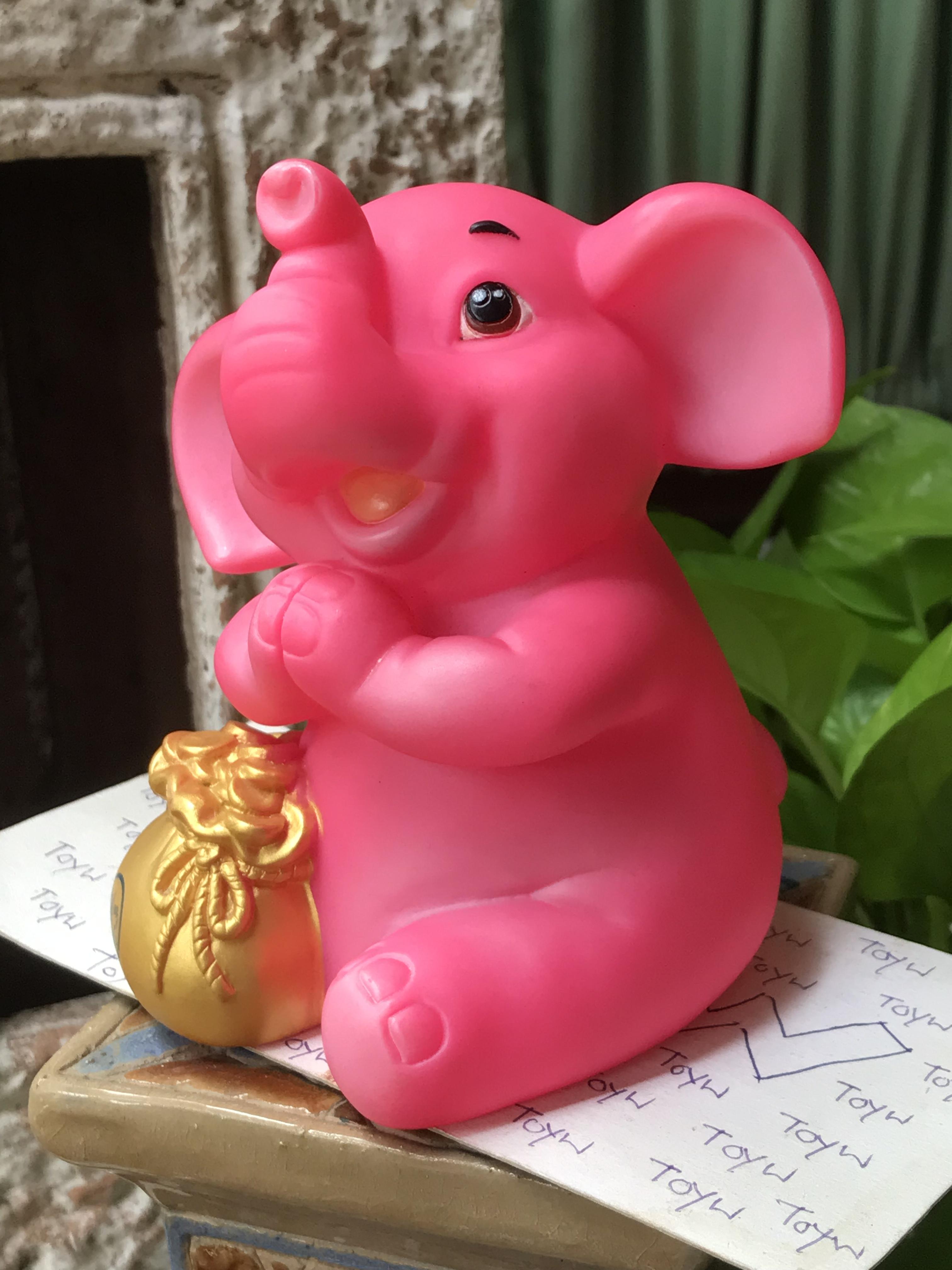 ชิ้นละ 350 บาท เก็บเก่ากระปุกออมสินช้าง ออมสินช้างก้านกล้วยสีชมพู กรมตรวจบัญชีสหกรณ์ ปี 2557 ขนาดกว้าง 5 นิ้ว สูง 5 นิ้ว