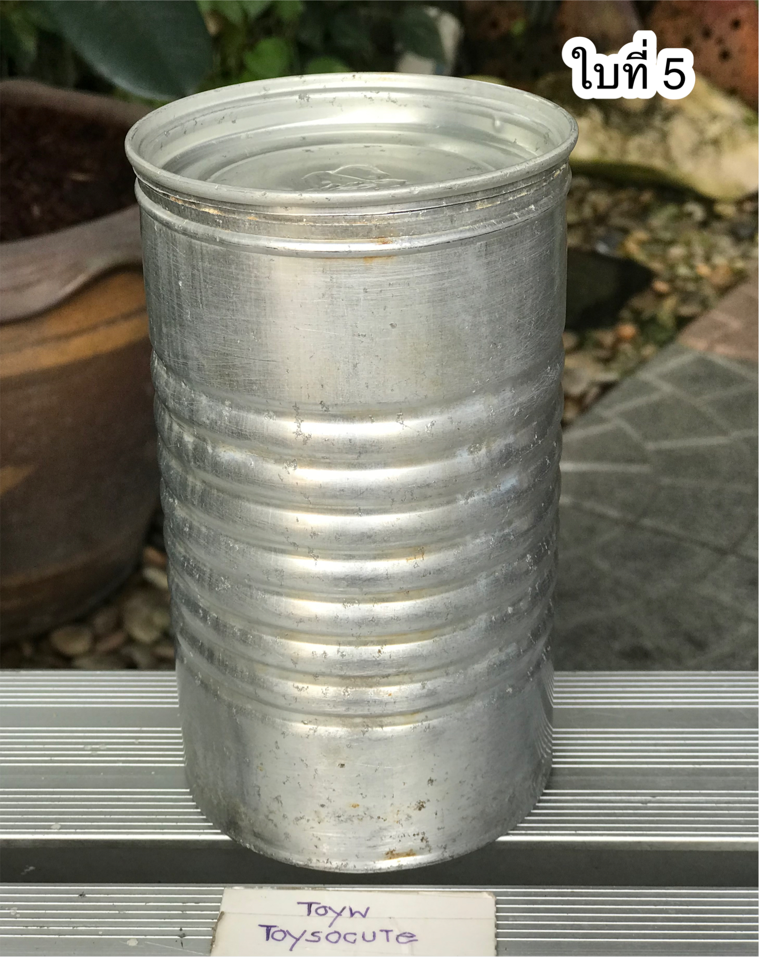 ใบละ 650 บาท ของสะสมของโบร่ำโบราณ กระป๋องนมตราหมีโบราณ Holland Guigoz ไม่รั่ว ไม่ผุ ใส่น้ำแช่เย็นดื่มดับกระหาย หรือ เพื่อการสะสม ตั้งโชว์ แต่งร้าน แต่งบ้าน