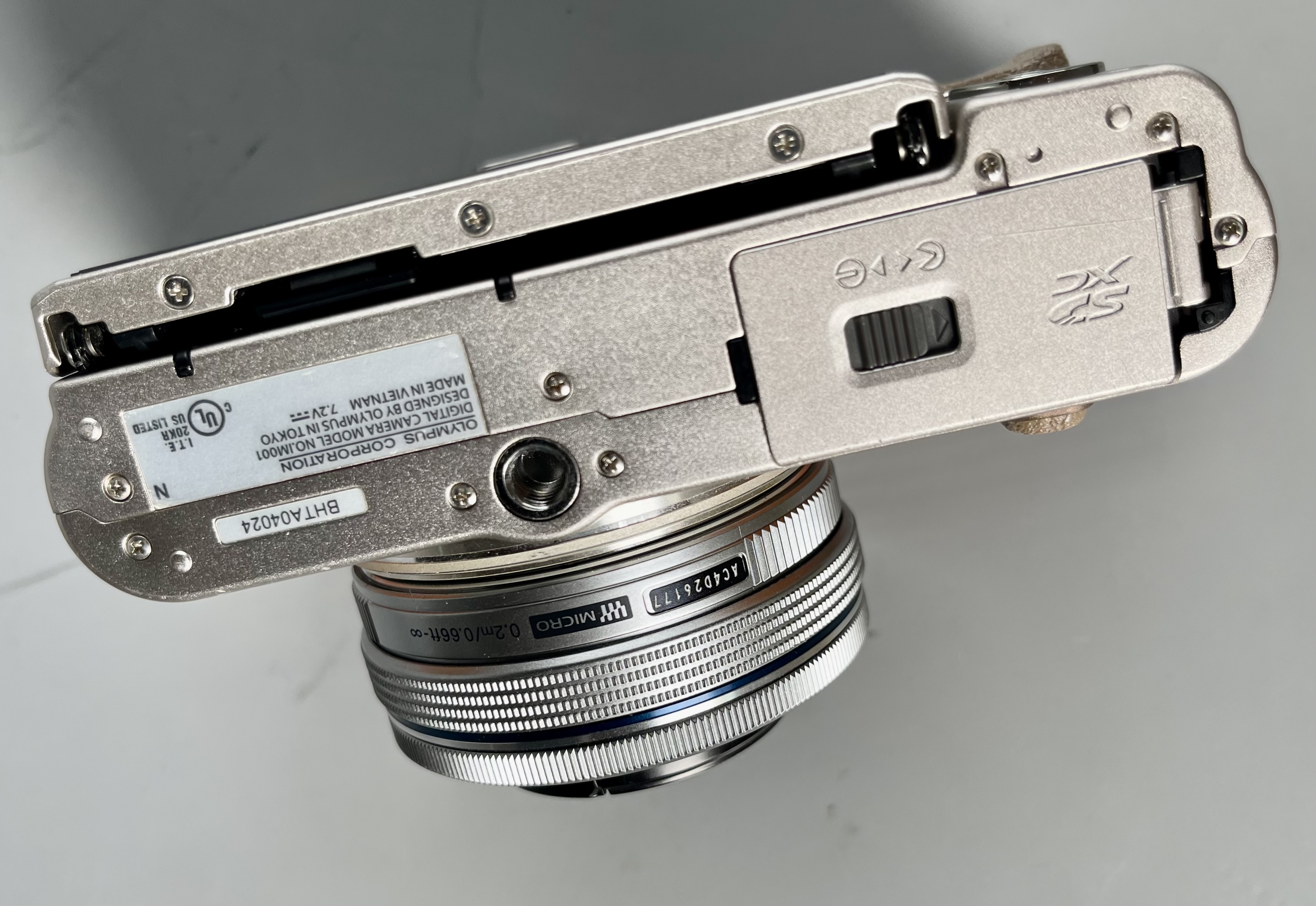 ขาย Olympus EPL8 Lens 14-42 kit (สีน้ำตาล)ชัตเตอร์ 4037 สภาพสวยราคาประหยัด