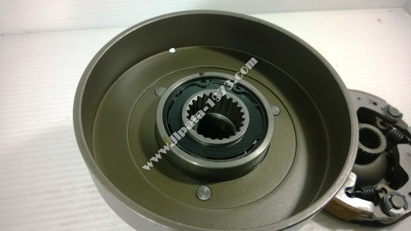 ชุดเจดีย์ครัช หรือ ชามครัชแรงเหวี่ยง ชุดใหญ่ Honda Dream ไต้หวัน เกรด A+++