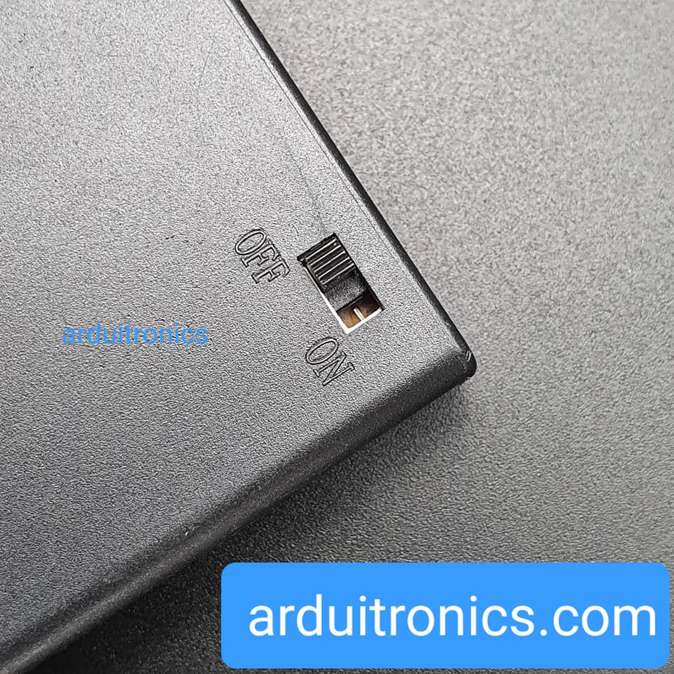 Battery Box รางถ่าน 3 ก้อน AA 4.5V (ก้อนละ 1.5V) แบบมีฝาปิด และมีสวิทช์เปิดปิด