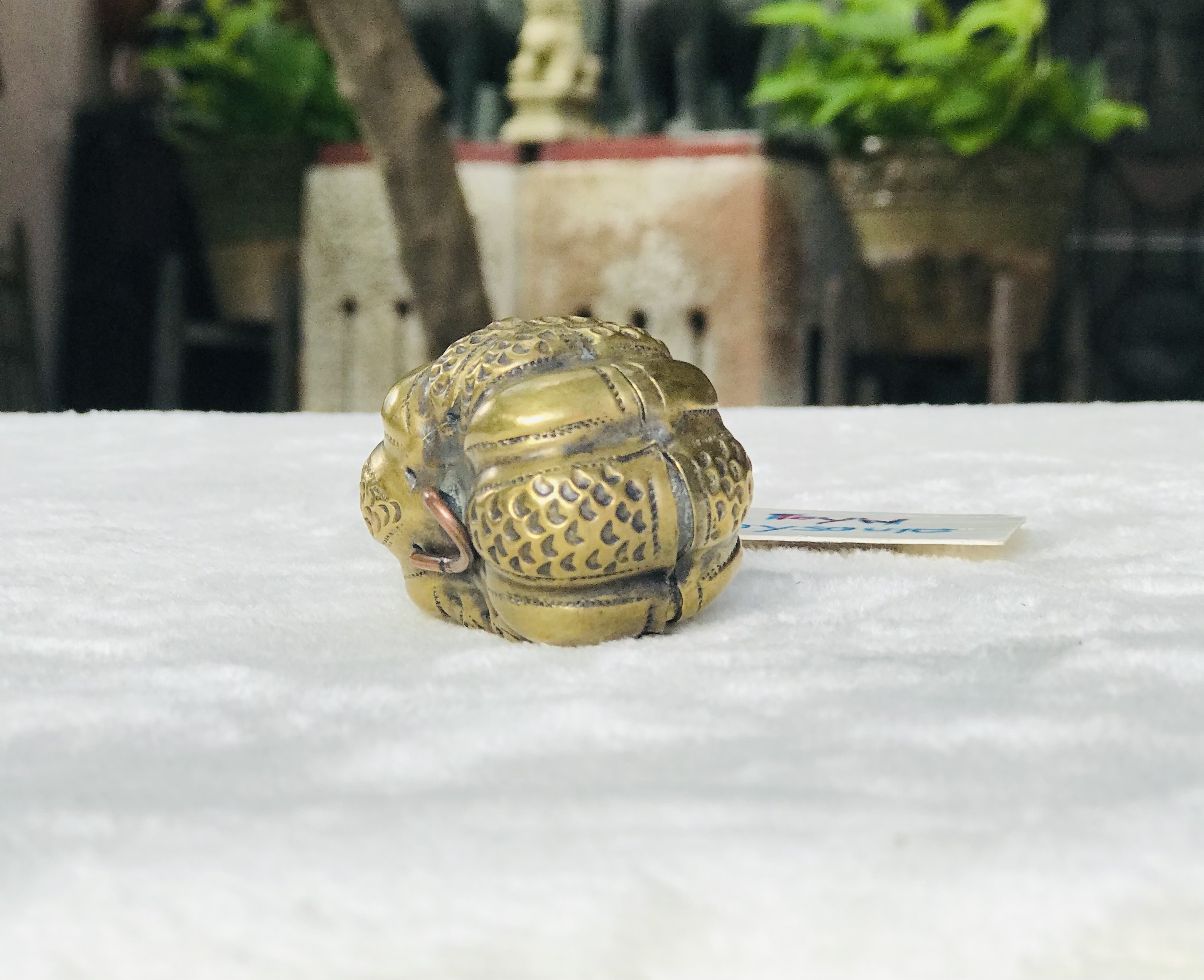 เริ่มต้น 290 บาท Antique Brass งานทองเหลืองเก่า ตลับทองเหลืองตอกลาย ตลับขี้ผึ้งทองเหลืองลายเทพพนม ทรงกลม ทรงรี ทรงลูกจันทร์ ทรงฟักทอง