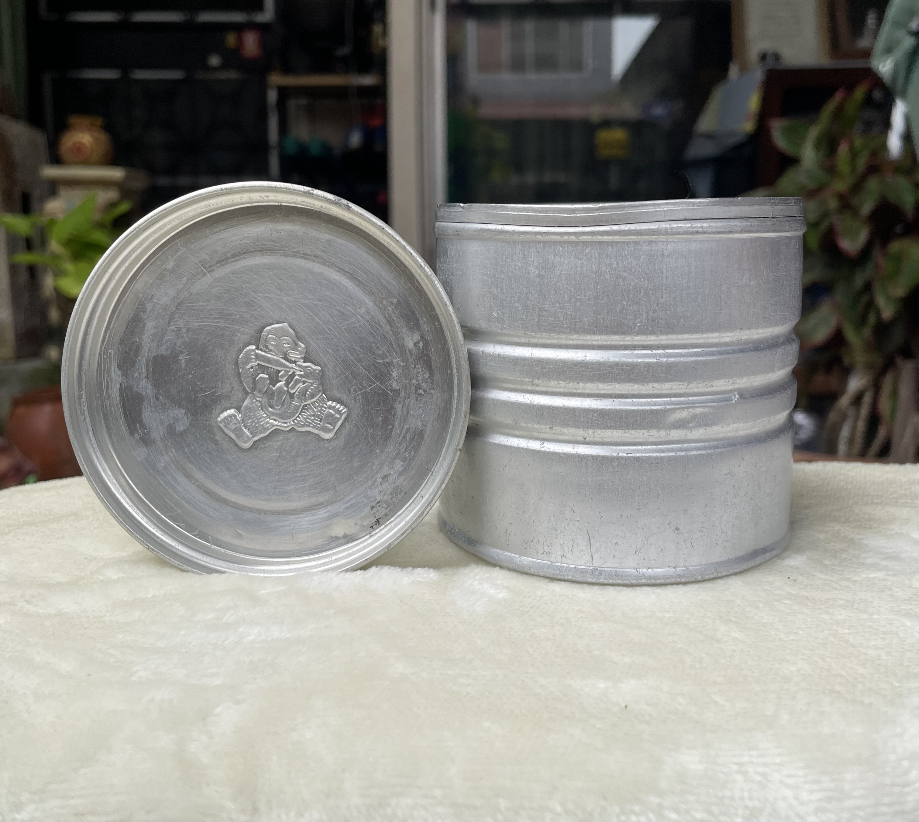 ของสะสมหายาก ยุค 80 ใบสั้นๆ หายาก กระป๋องนมตราหมีโบราณใบสั้น Holland Guigoz ไม่รั่ว ไม่ผุ