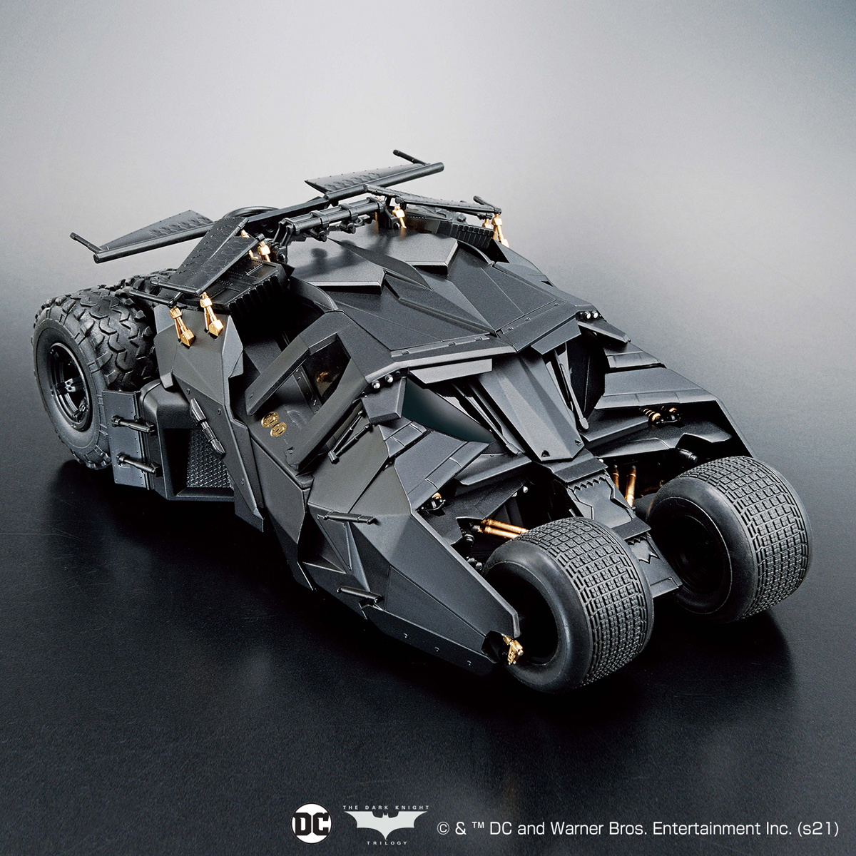 1/35 Scale Model Kit Batmobile (Batman Begins Ver.)
