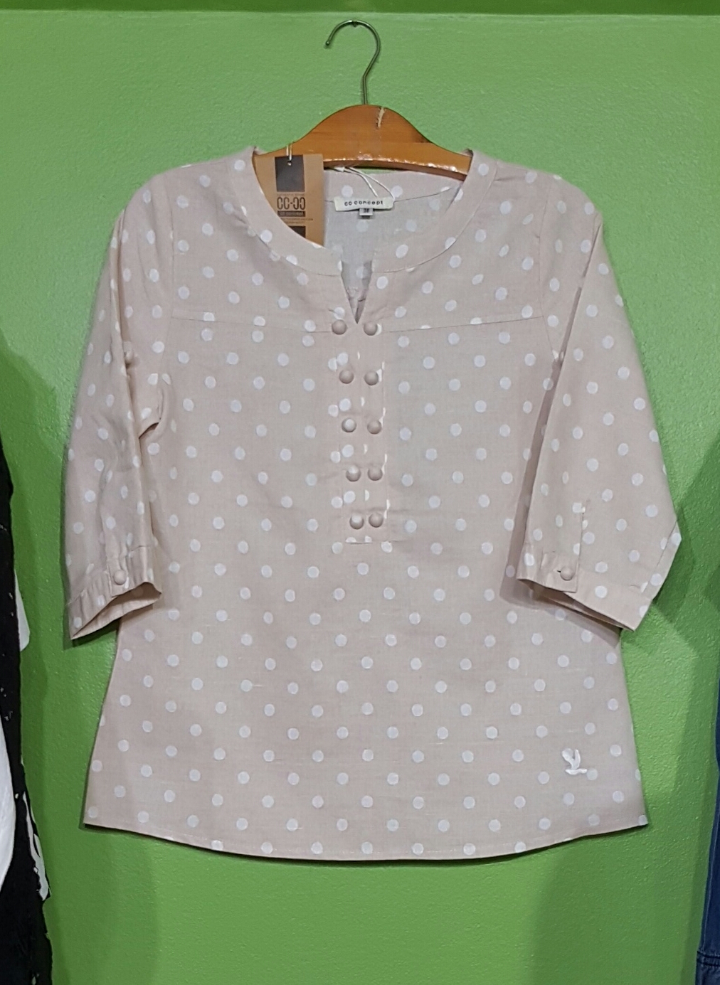 เสื้อลินินคอจีนเนื้อดี CC CONCEPT แขน 3 ส่วน อินธนูเบิ้ลแขนได้ แพทเทิร์นเข้ารูปค่ะ