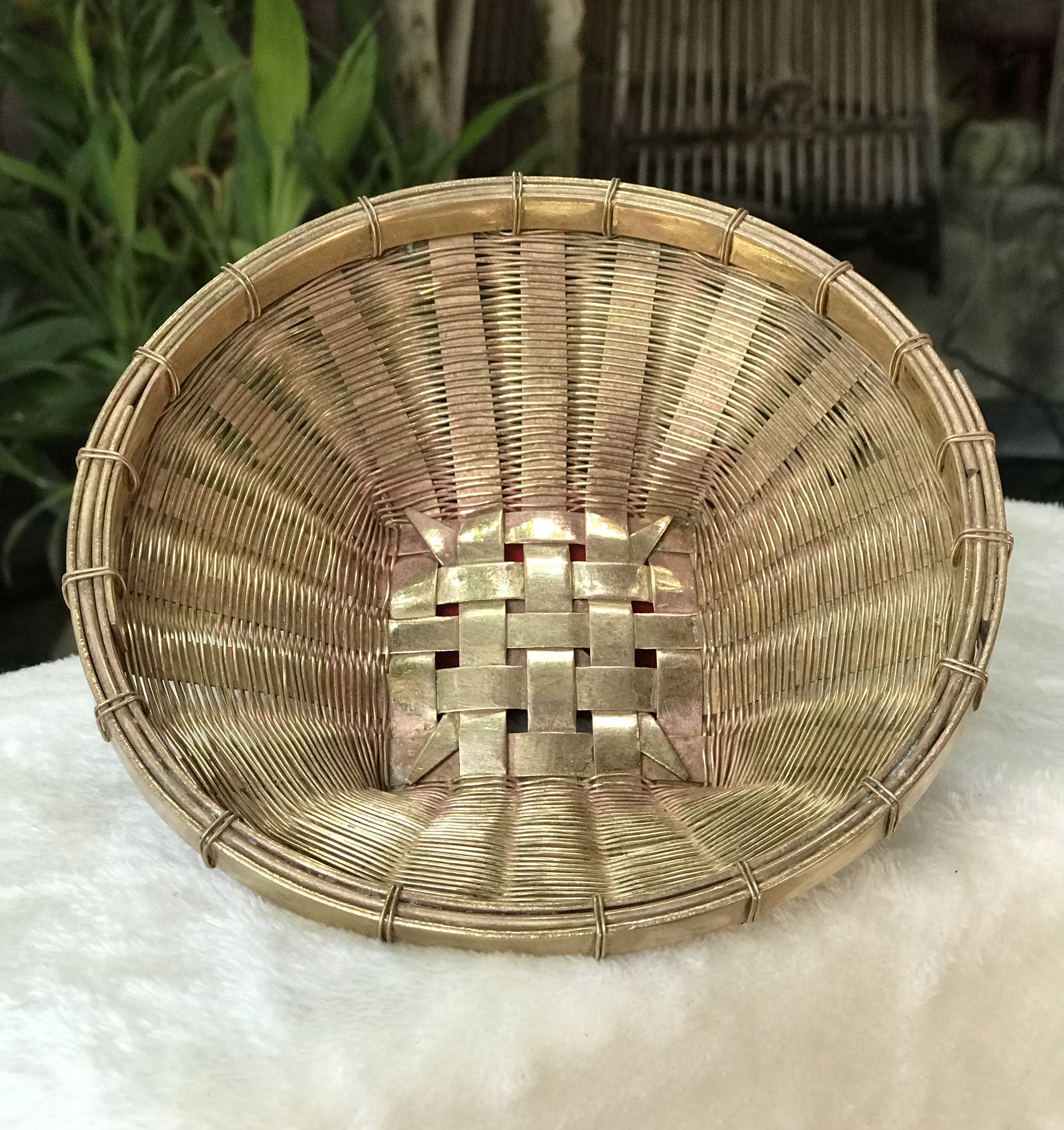 Antique Brass ตะกร้า กระจาดทองเหลืองสาน งานเก่าน้ำหนัก 300 กรัม ขนาดกว้าง 6 นิ้ว สะสม ตั้งโชว์ตกแต่งบ้าน