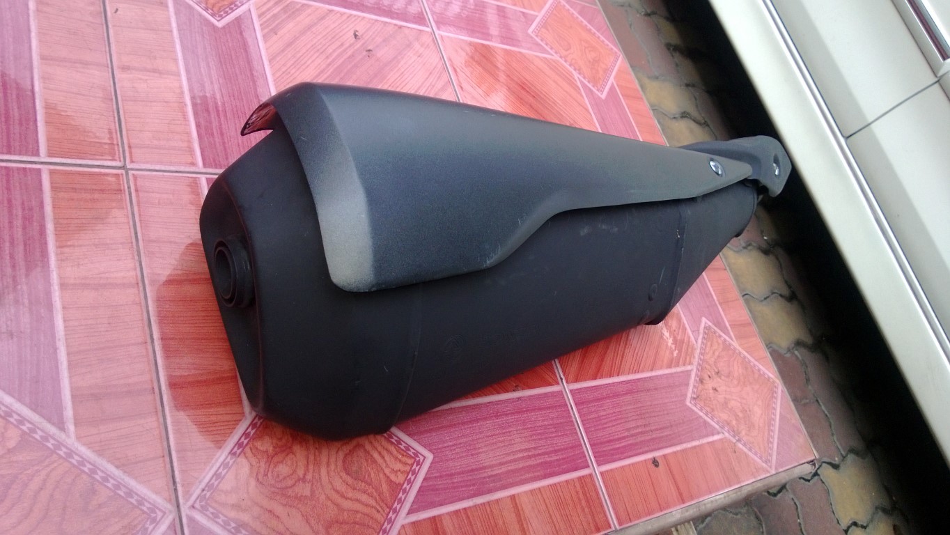 ปลายท่อไอเสีย Honda CBR 250 i แท้