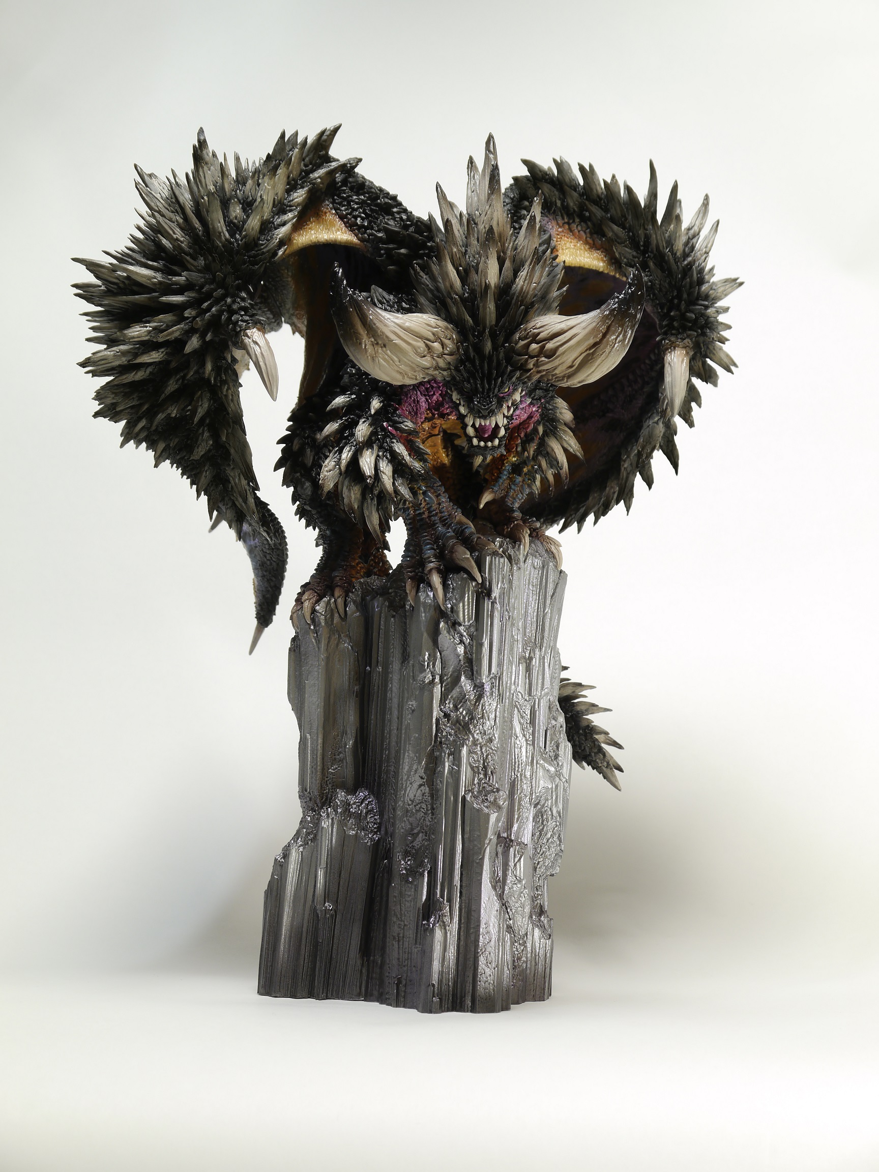 "Pre-Order" Capcom Figure Builder Creators Model Nergigante