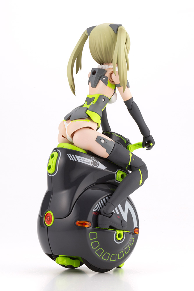 Frame Arms Girl Innocentia (Racer) & Noseru (Racing Specs Ver.)