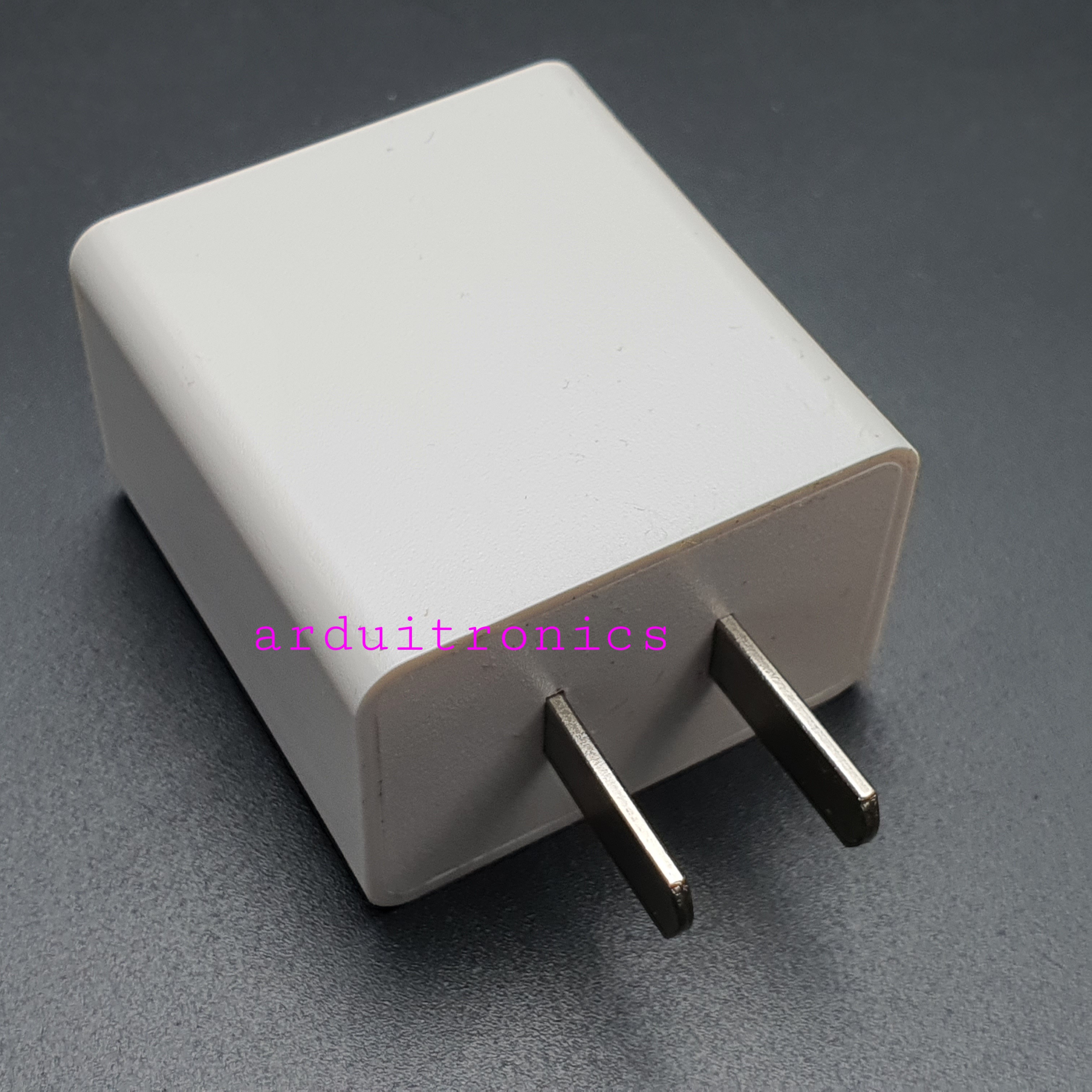 Fast Charge Adapter 5V 3A USB QC3.0 18W ด่วนชาร์จอะแดปเตอร์ กรอบแข็ง สีขาว