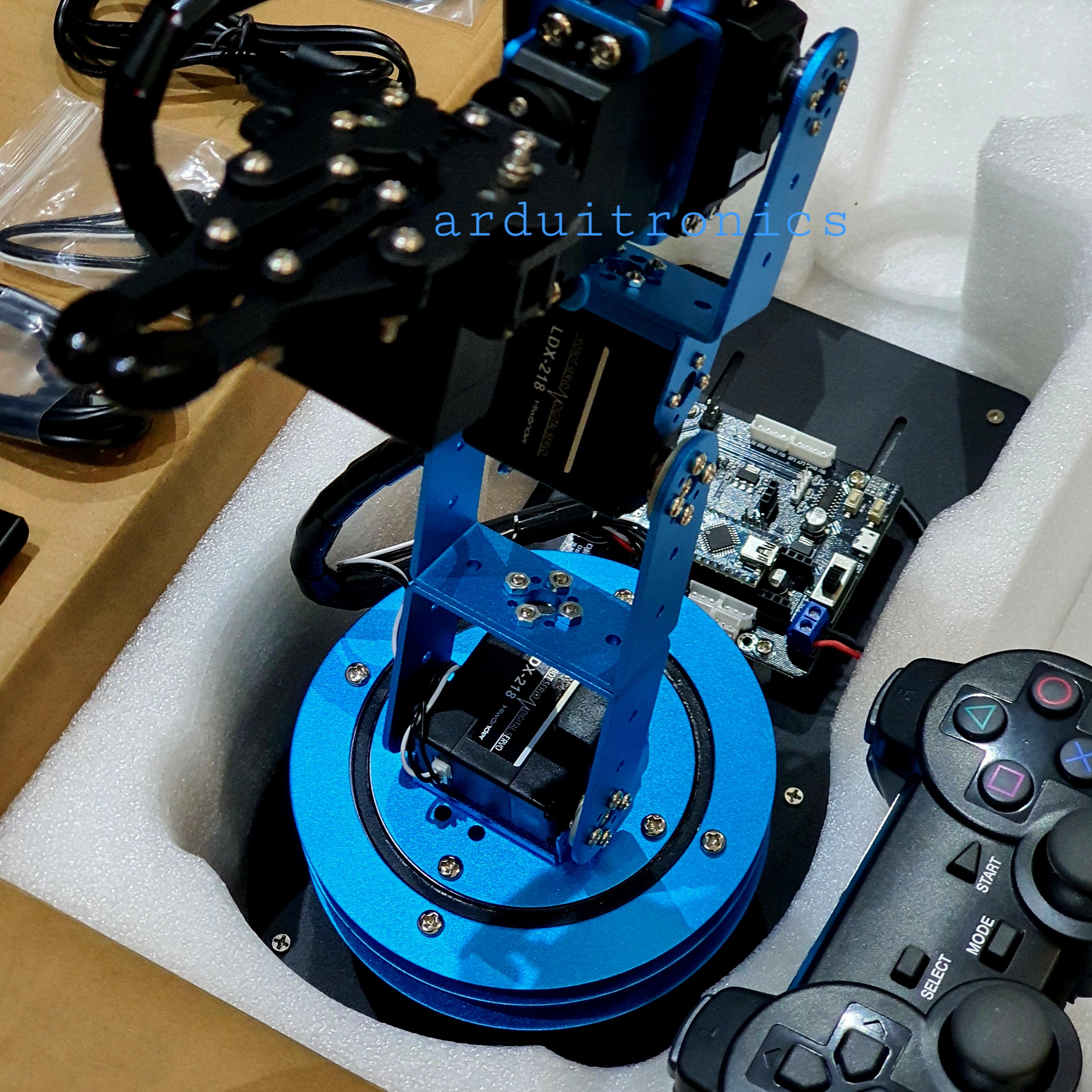 6-DOF Robotic Arm (Controller and Parts Assembled) + Free PS2 Controller แขนหุ่นประกอบแล้วมีรีโมทพร้อมใช้