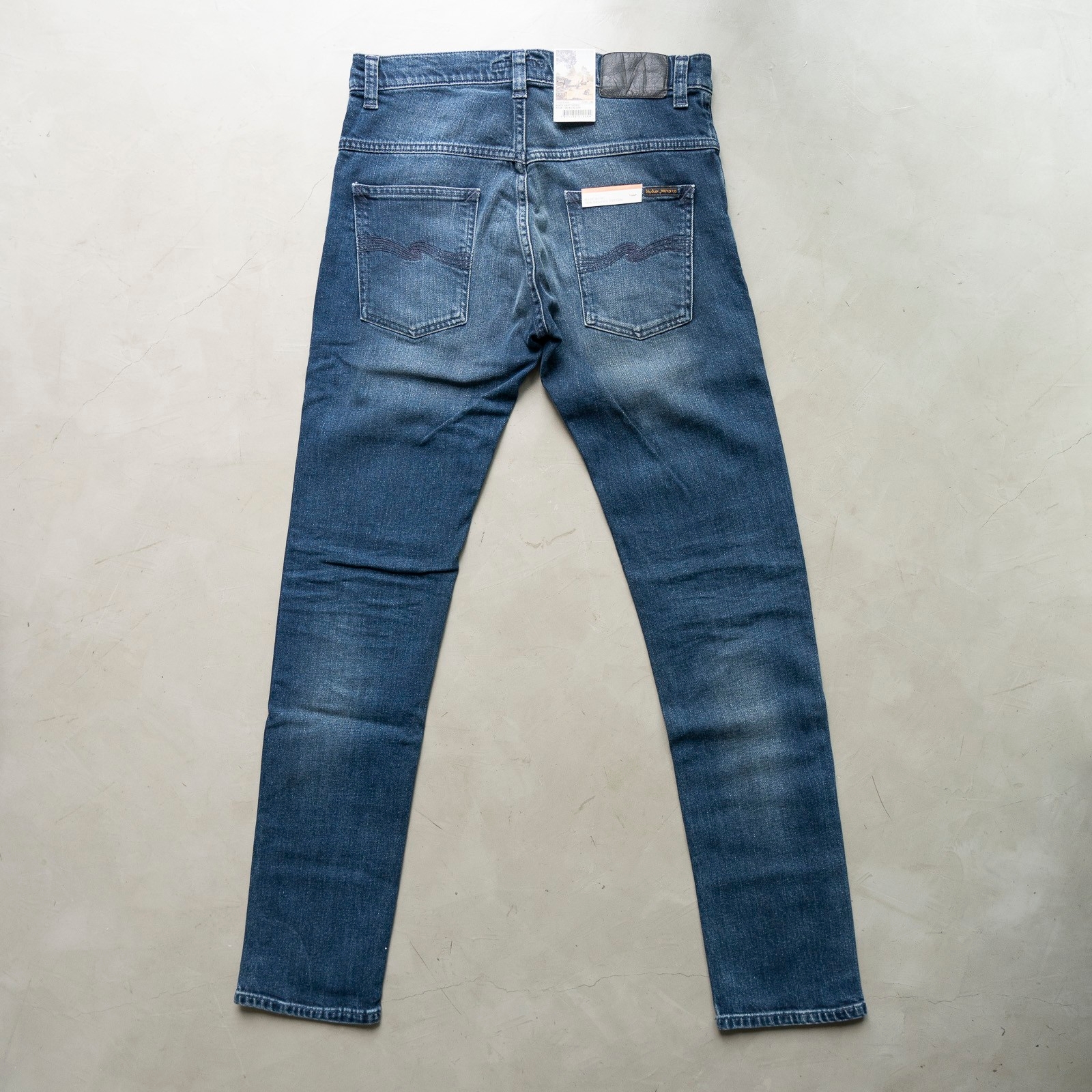 *Thin Finn Black Weft Indigo