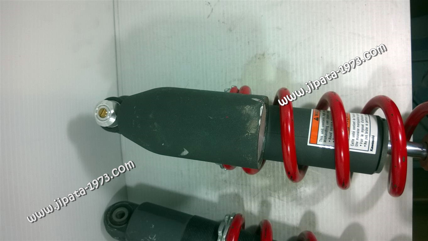 โช้คอัพหลัง Kawasaki D Tracker 250 แท้ (ตำหนิ)