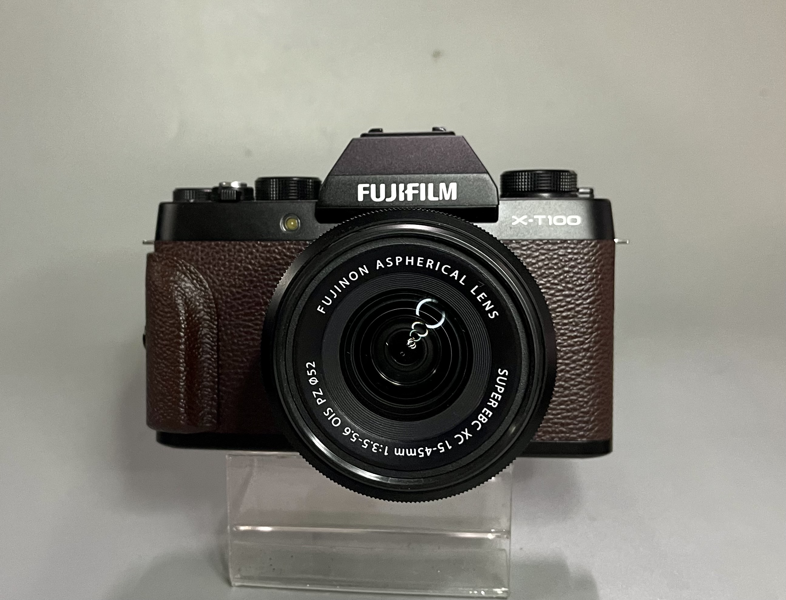 Fujifilm X-T100 Kit พร้อมเลนส์ 15-45mm น้ำตาลดำลิมิเตท เป็นสีพิเศษเฉพาะที่ Big camera ประกันศูนย์ สวยมาก