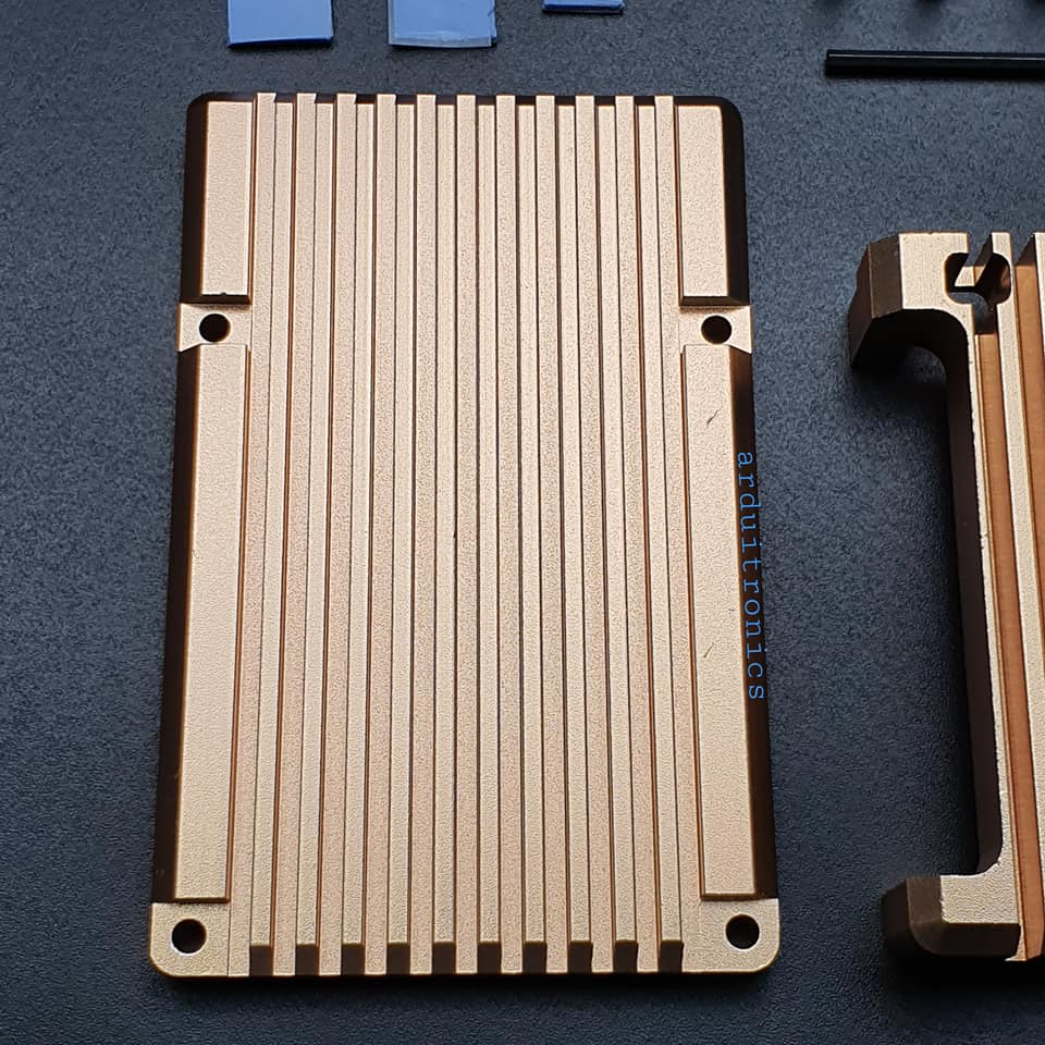 Aluminium Case for Raspberry Pi 4 (Gold)