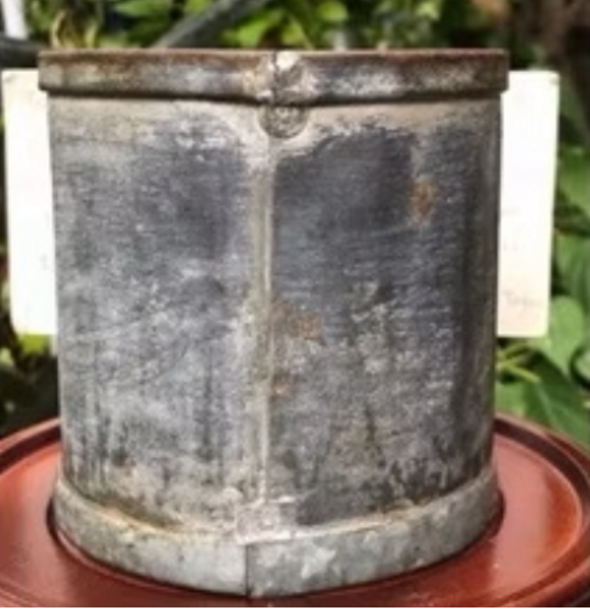 ￼ลิตรตวงข้าวสังกะสี ลิตรตวงข้าวโบราณ ขนาด 1 ลิตรตอกครุฑและเลขกำกับไม่ผุไม่รั่ว