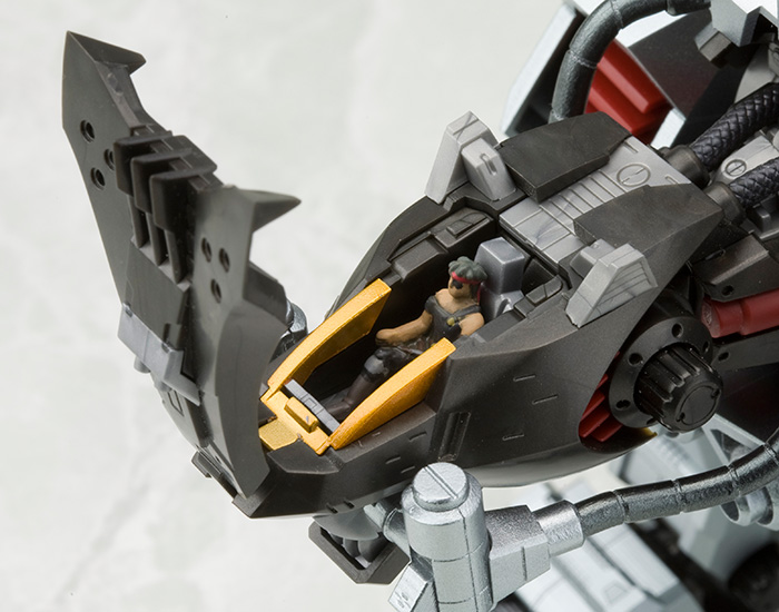 HMM ZOIDS 1/72 EZ-035 Lightning Saix Irvine Special