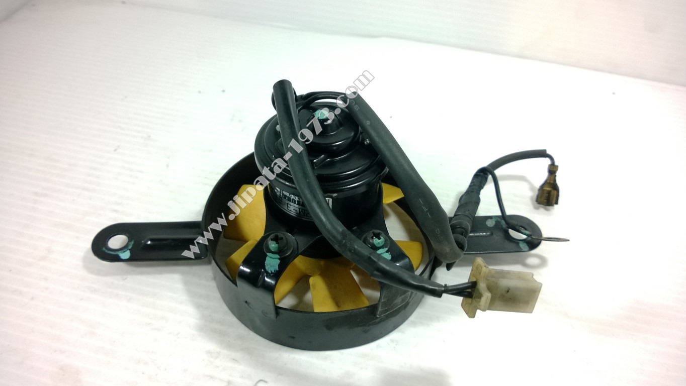 พัดลมหม้อน้ำ Honda Sonic 125 แท้ มือ 2