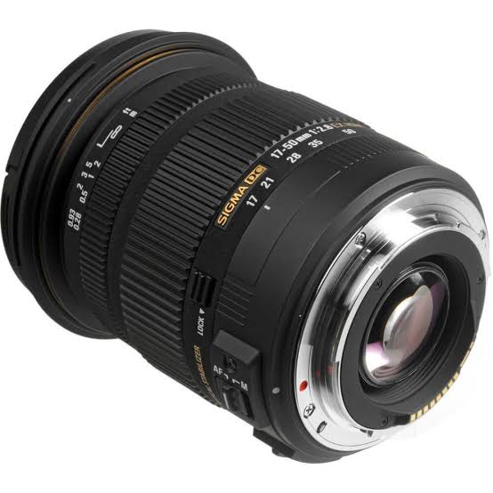 ให้เช่าเลนส์ Sigma 17-50mm f2.8 EX DC OS HSM