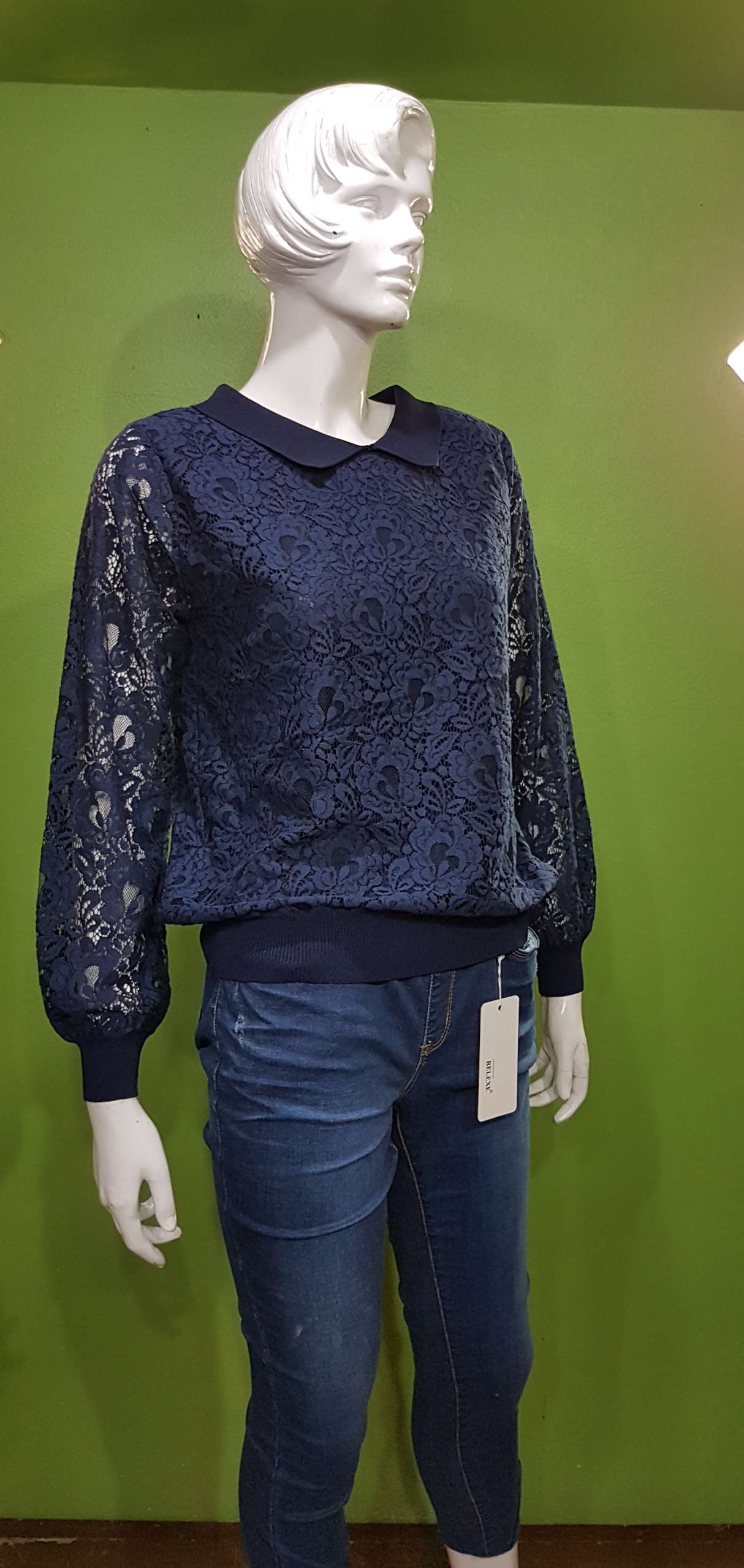 เสื้อแฟชั่นผ้าลูกไม้ Knit&Co คอปกแขนยาวเอวจั้ม มีซับในตัว ผ้าไม่หนาค่ะ สินค้าพร้อมส่ง สีชมพู ค่ะ