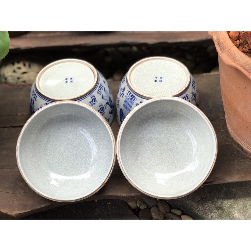 ชิ้นละ 2,890 บาท โถลายครามขอบทองเหลือง เขียนลายเทพแปดเซียน สวยสมบูรณ์ ขนาดปากกว้าง 8 นิ้ว สูง 8 นิ้ว