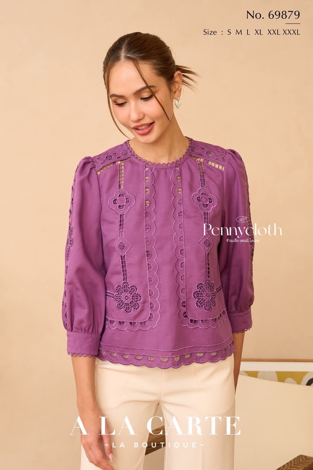 69879 เสื้อ Alacarte ลินินซิลด์ งานปักฉลุ ลายกราฟิกและดอกไม้ คอกลม แขน 5 ส่วน by PENNY CLOTH