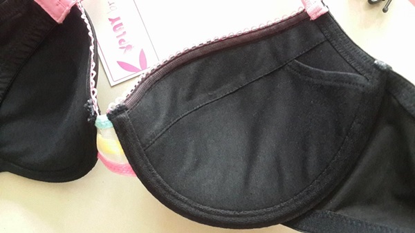 เสื้อชั้นในสตรี Playboy