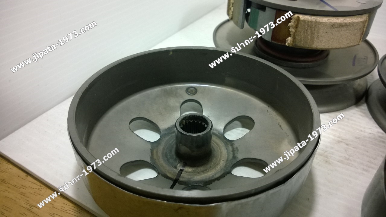 ชุดล้อขับสายพานหลัง พร้อมผ้าครัช ชุดใหญ่ Honda Zoomer X แท้