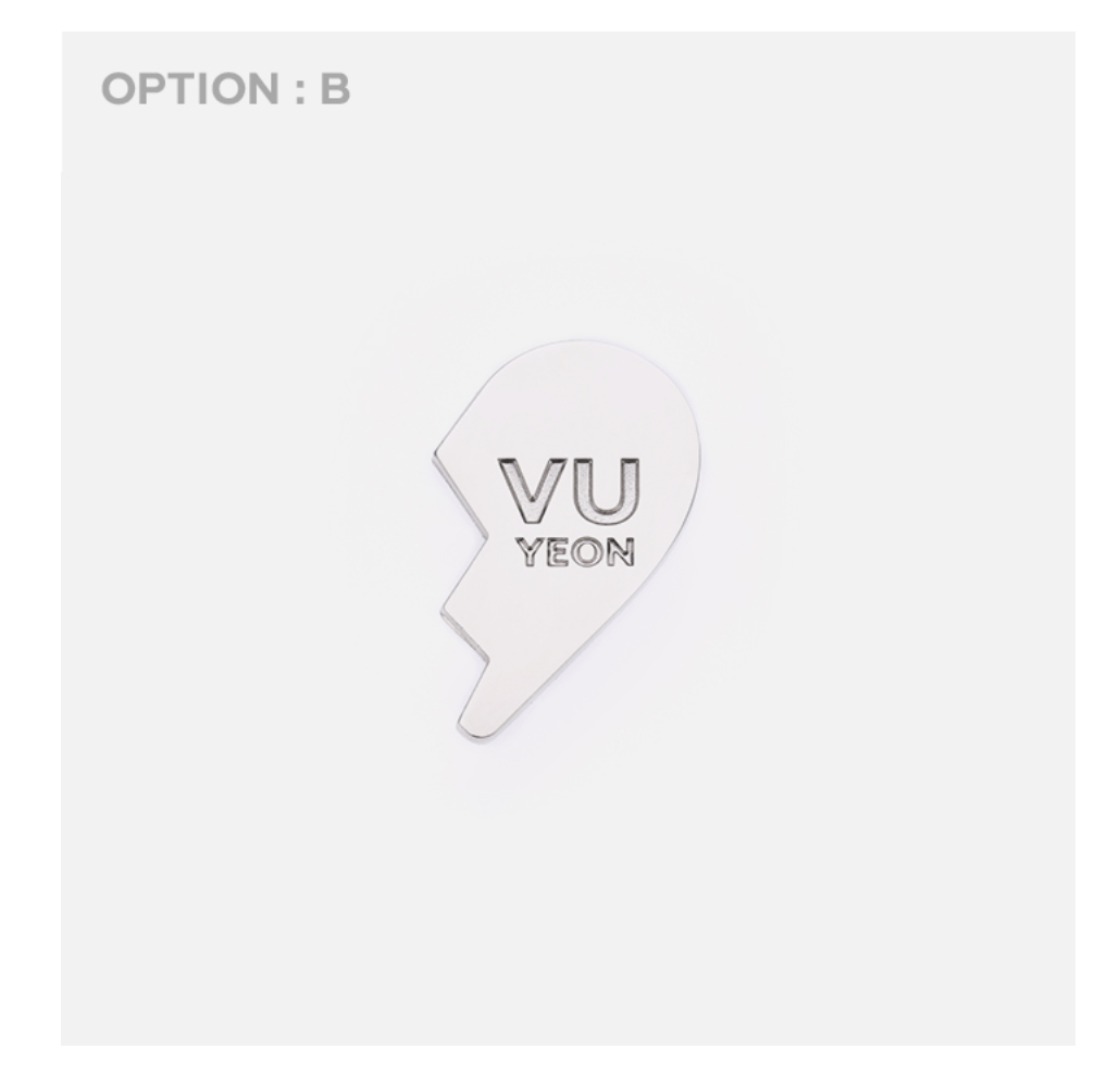 TAEYEON - INVU : THE EXHIBIT - Badge แบบ B ver